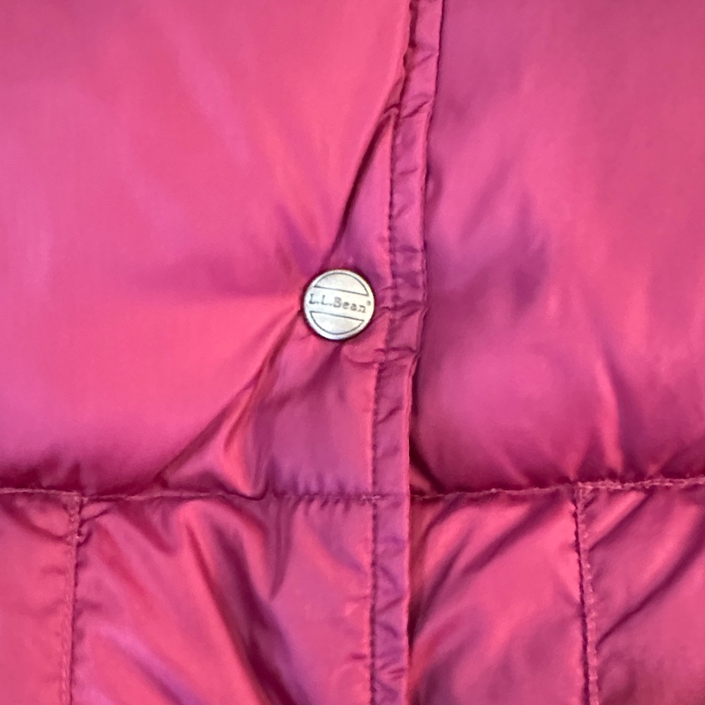 L.L. BEAN Medium Puffer Vest Vintage Like New Goose Down Burgundy Wine - Picture 5 of 6